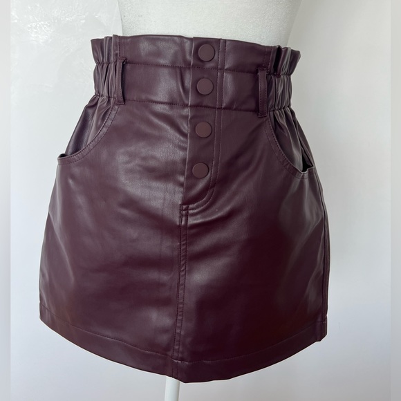 Zara Woman Vegan Leather High Rise Skirt - Picture 2 of 6